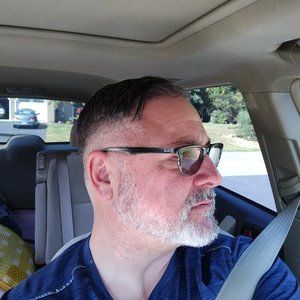 Meet your Posher, Casey